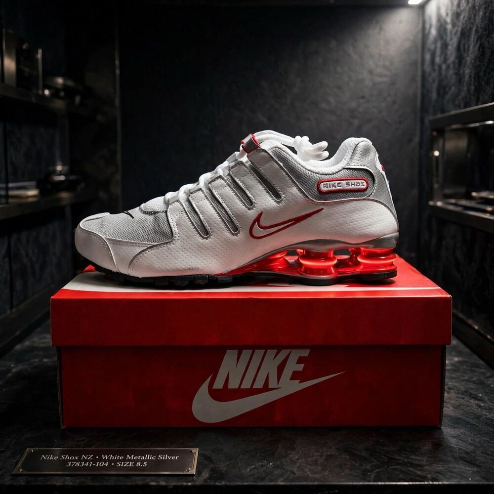 Size 8.5 - Nike Shox NZ White Metallic Silver NEW 378341-104